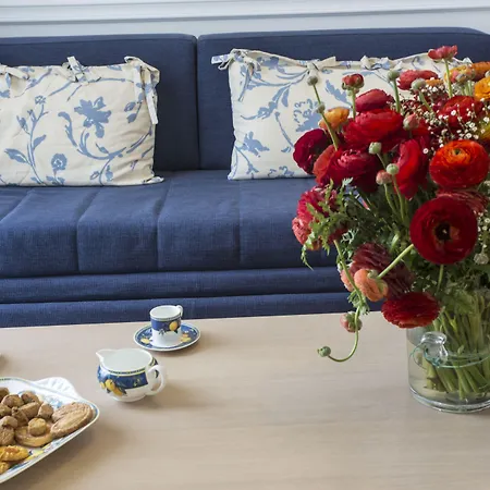 Гостьовий будинок Promenade Maison De Charme