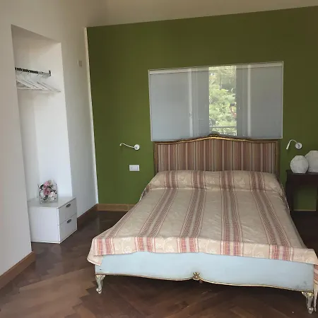 Promenade Maison De Charme 4*