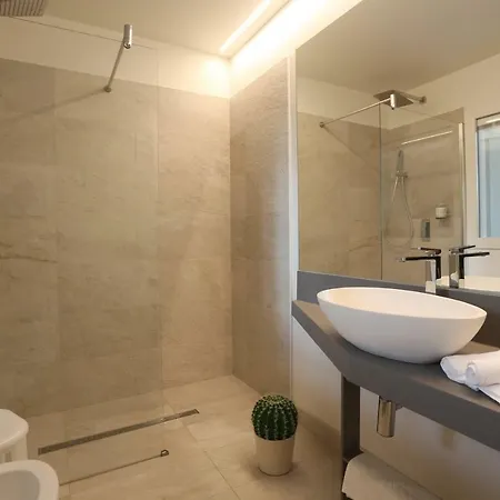 Promenade Maison De Charme Pensjonat 3*
